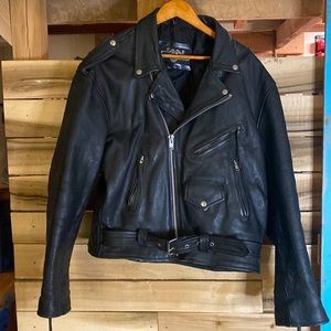 Men’s Leather Gallery black leather motorcycle jacket size 50